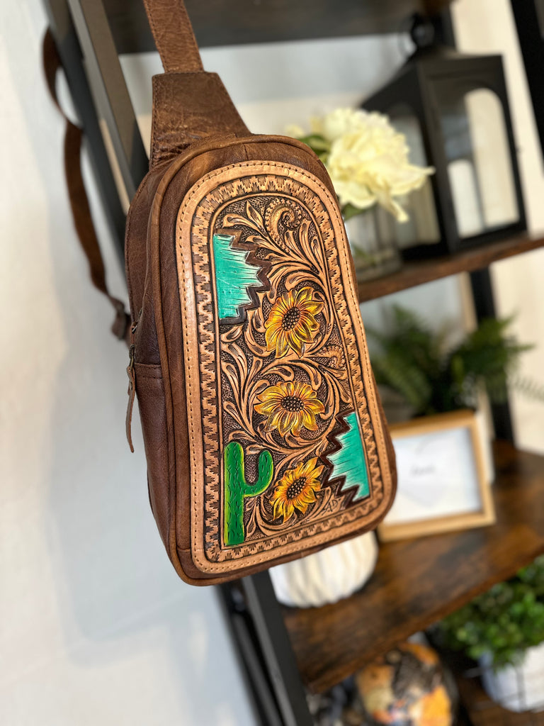 Sacoches De Selle Western Cowboy Vintage En Cuir Fleuri - Occasion - Déco Ou équitation
