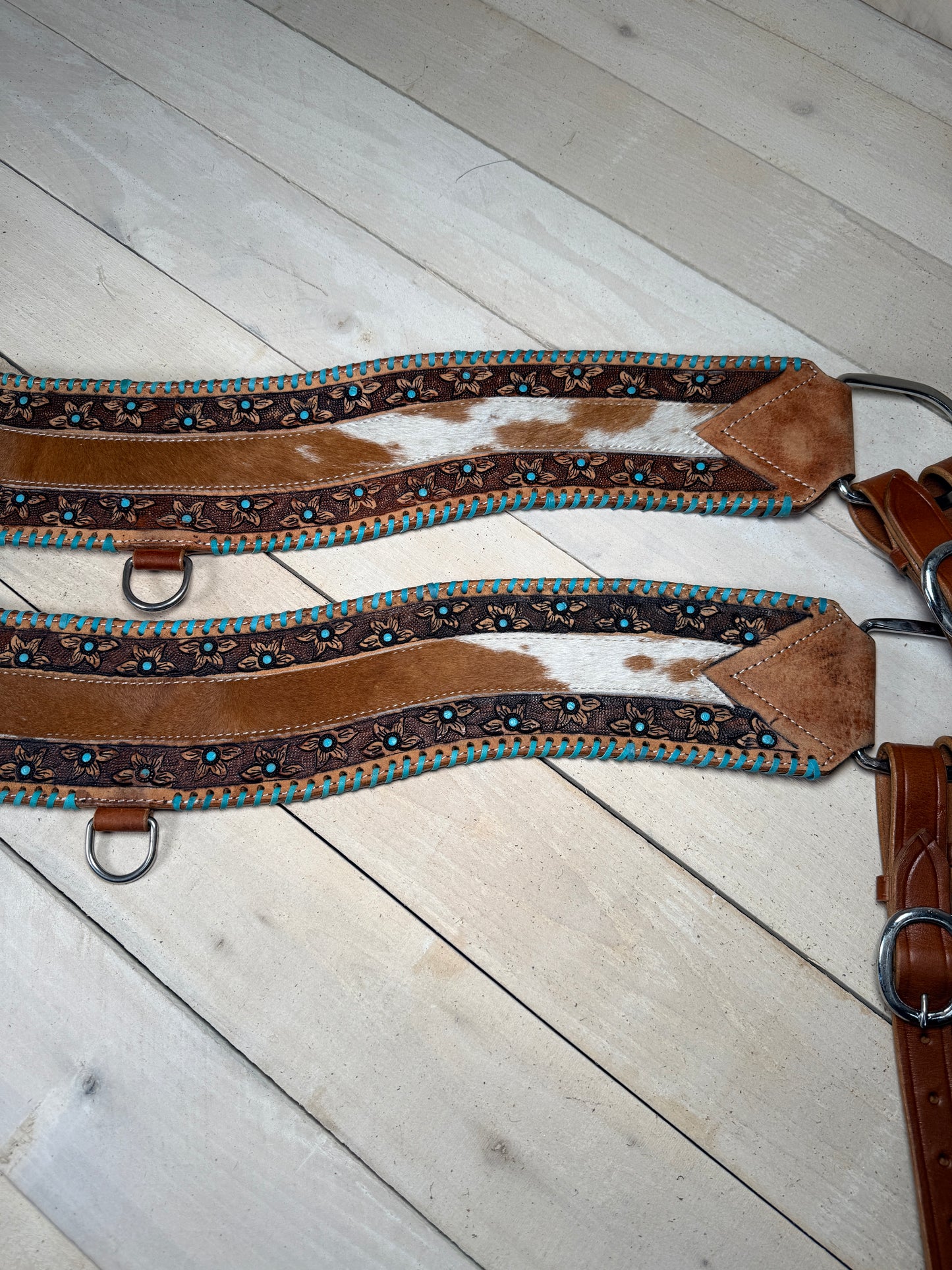 Daisy Tooled Hide On Leather Tripping Collar