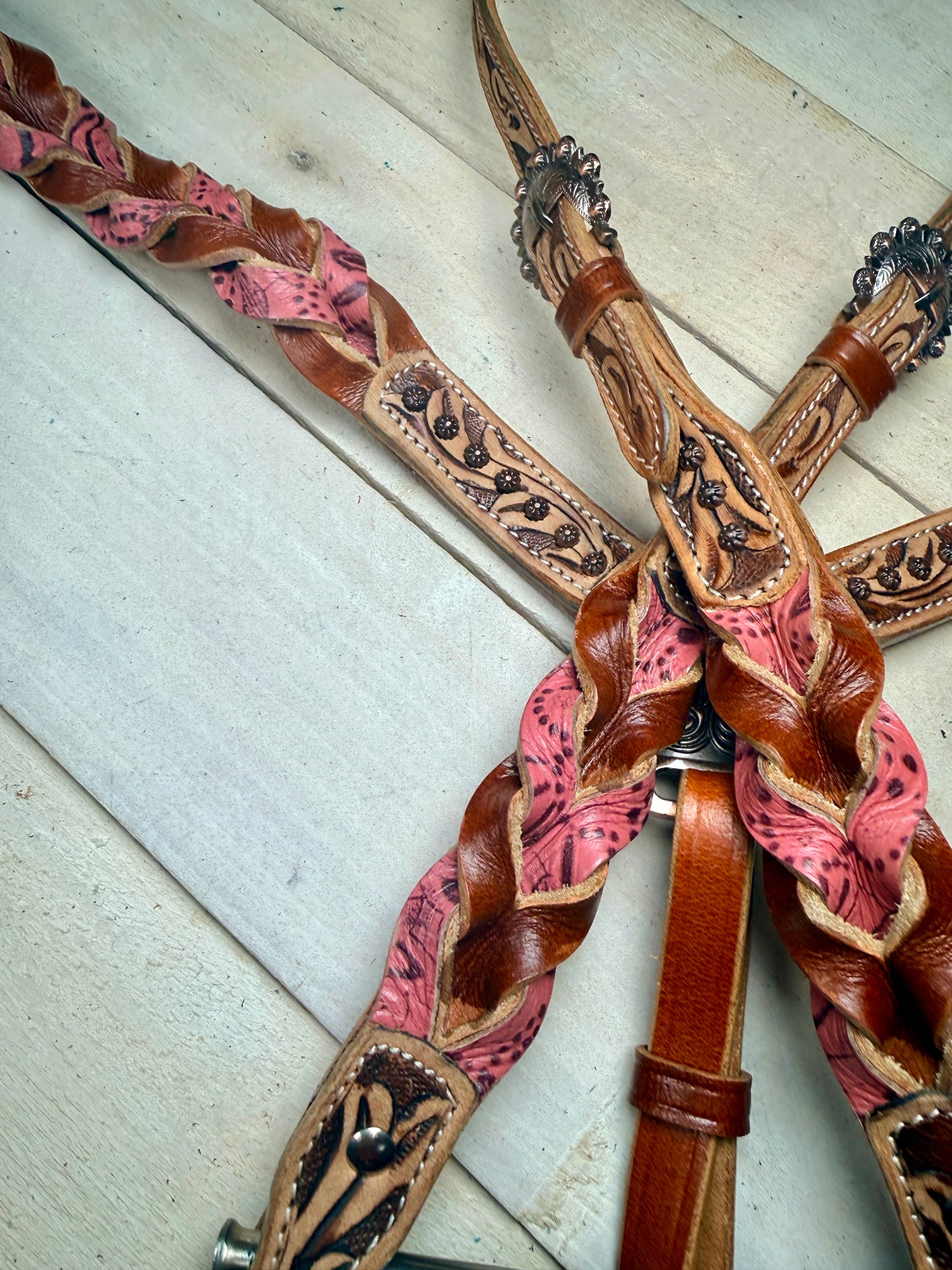 Rose Miracle Braid Leather Tack Set