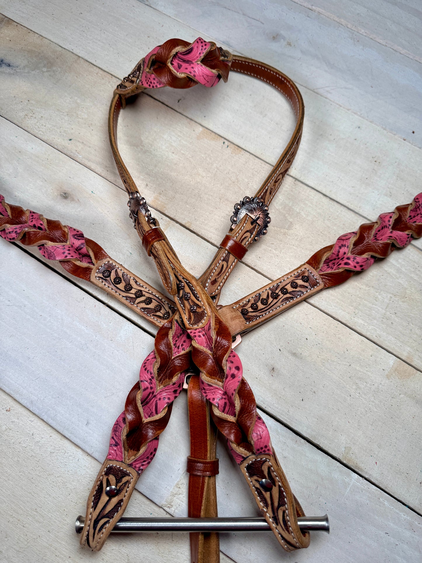 Rose Miracle Braid Leather Tack Set