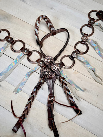 Boucles d'oreilles en cuir marron western avec conchos en cristal Boucles d'oreilles en cuir marron western avec conchos en cristal
