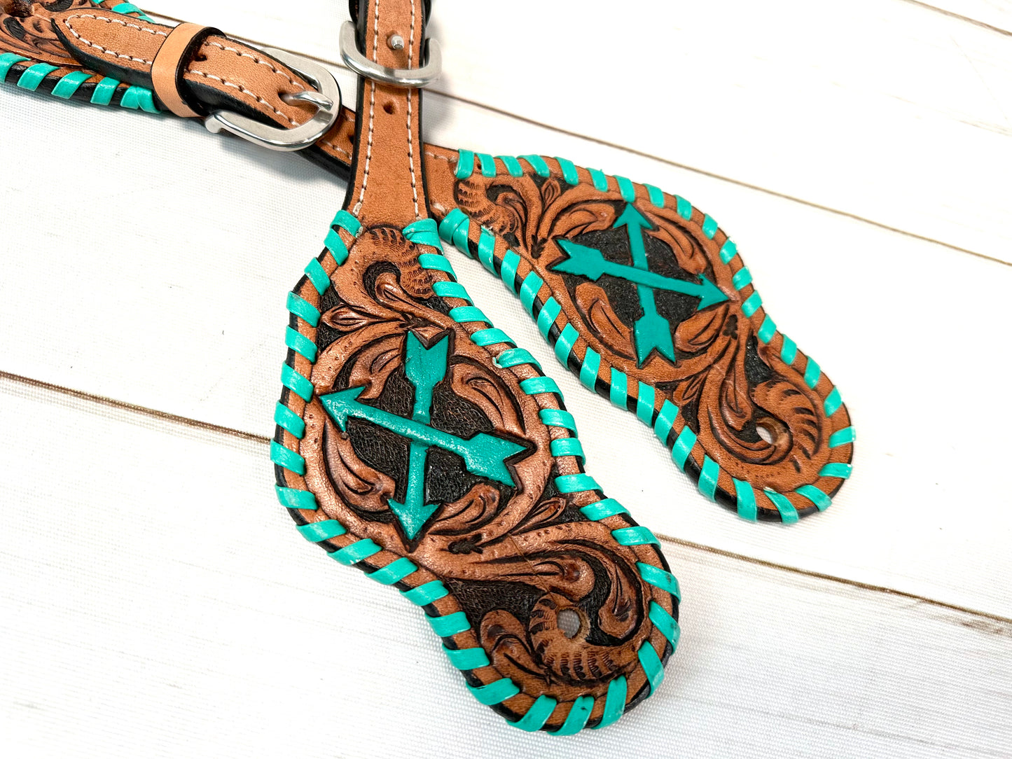 Turquoise Arrows Whipstitch Leather Spur Straps