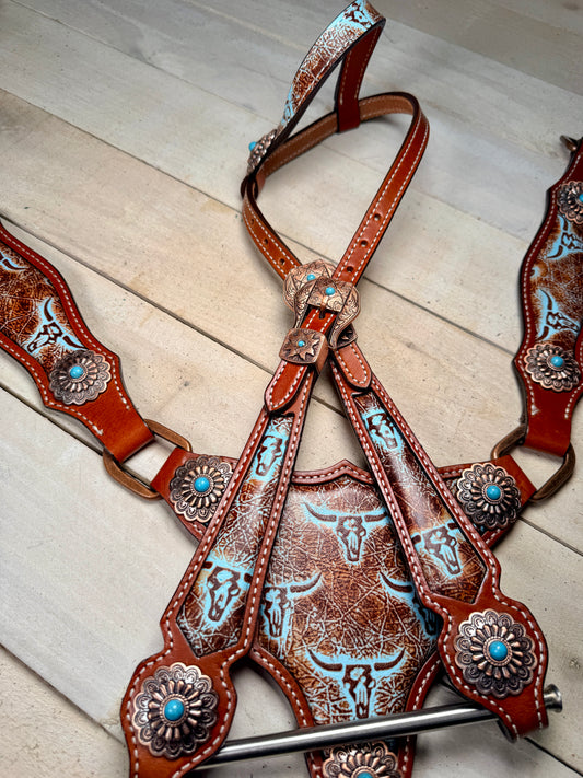 Weathered Steer Turquoise Concho Tack Set