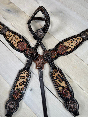 Sunflower Hair-on Cheetah Barrel Racer Concho Tack Set