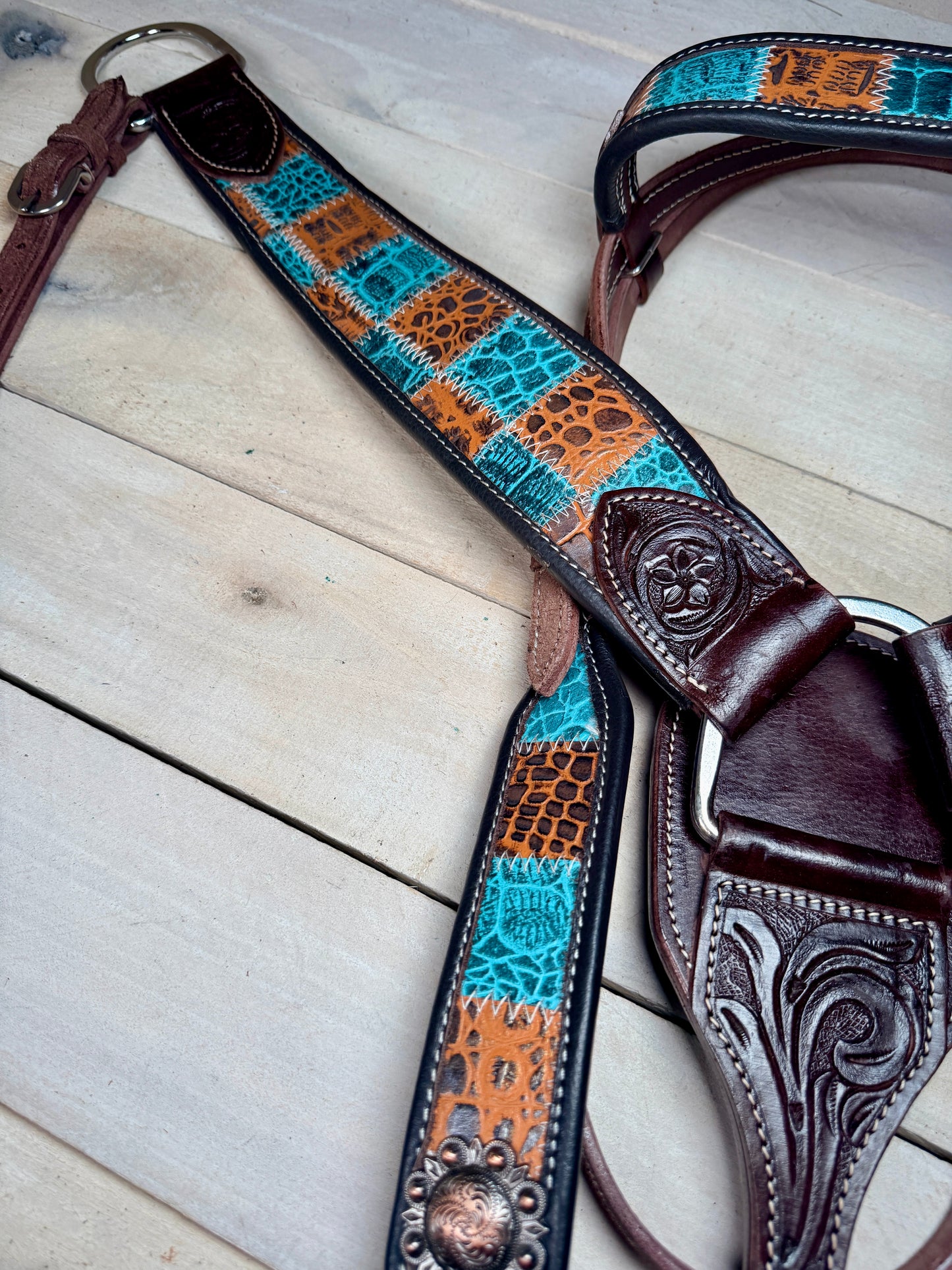 Gator and Turquoise Dark Leather Tack Set
