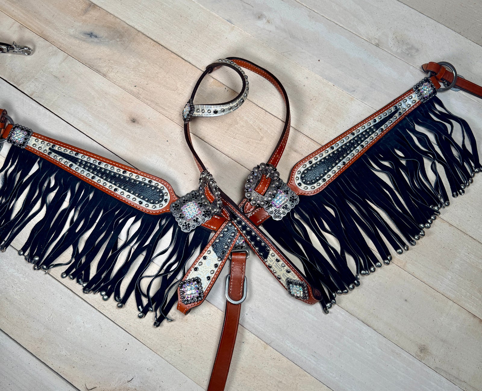 Beaded and tooled western tack set