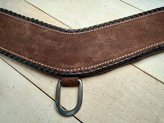 Roughout Whipstitch Tripping Collar