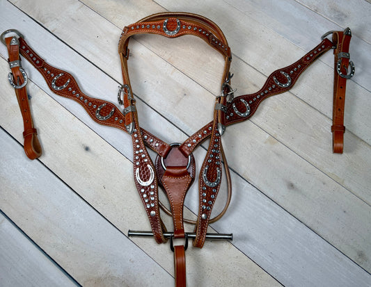 Rhinestone Horseshoe Tack Set