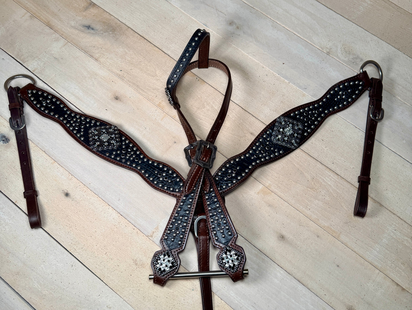 Black Gator Silver Studded Tack Set