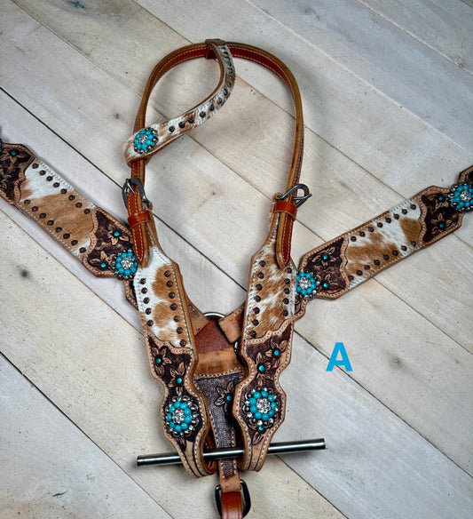 Turquoise Daisy Cowhide and Leather Tack Set