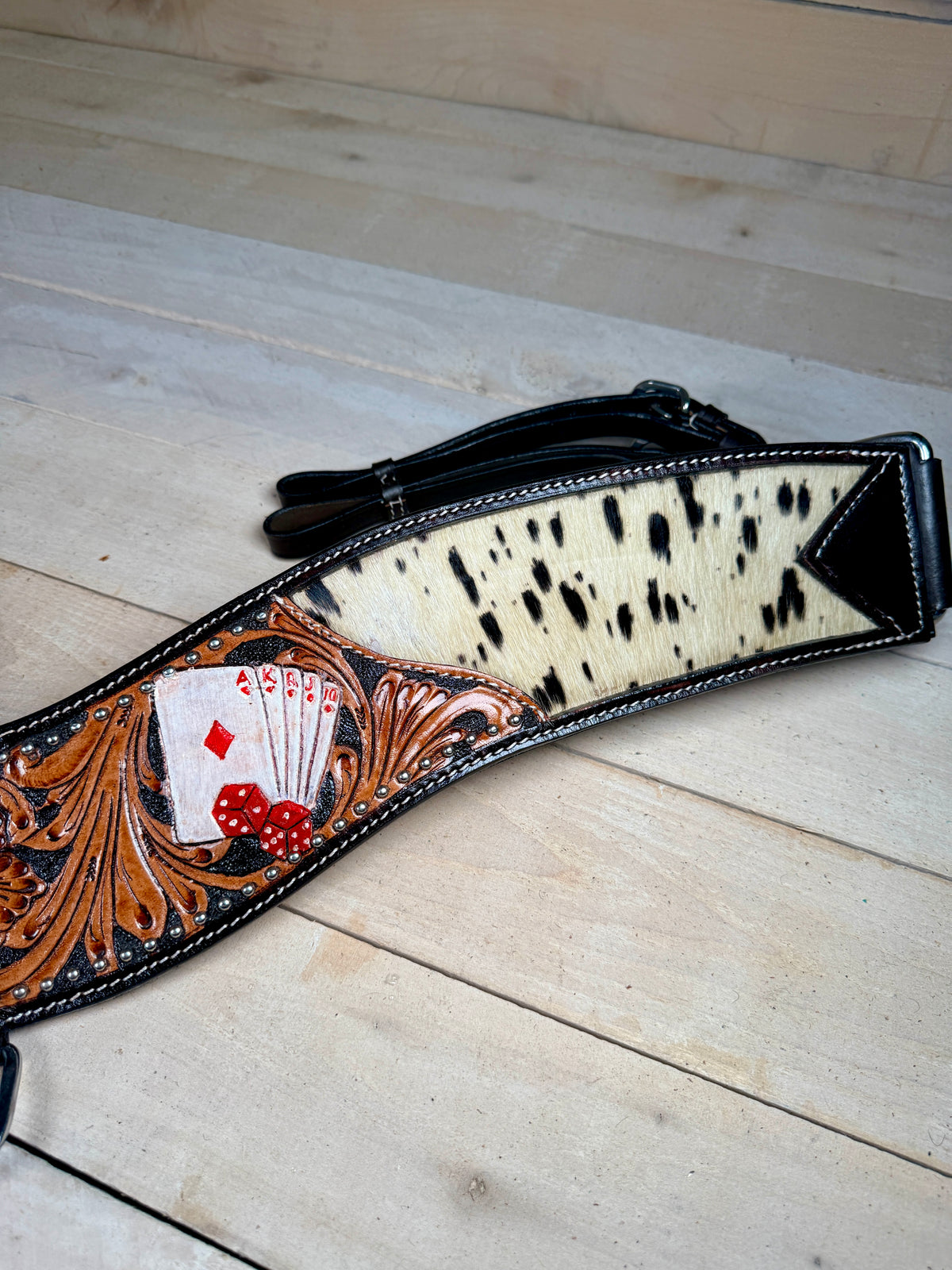Four of a Kind and Red Dice Tripping Collar