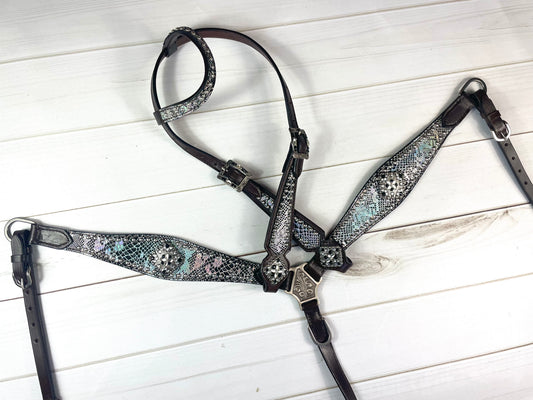 Iridescent Snake Skin Pattern Tack Set