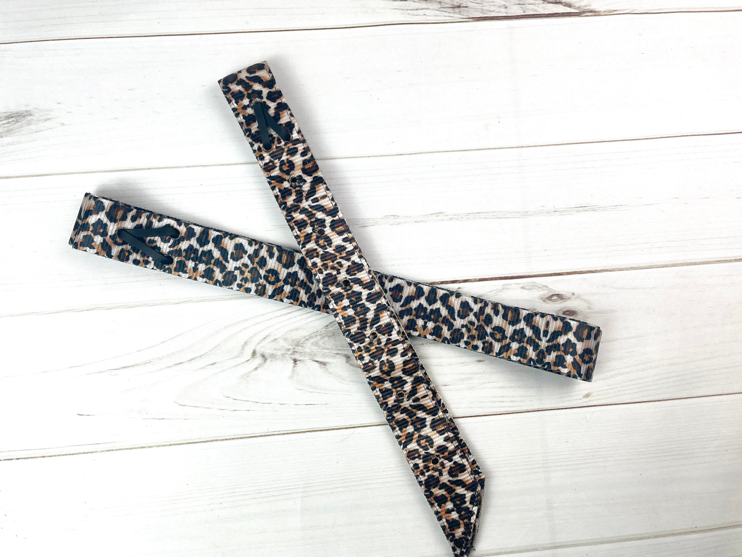 Light Leopard Cinch Strap Set