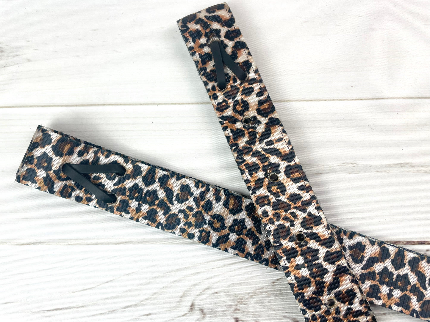 Light Leopard Cinch Strap Set