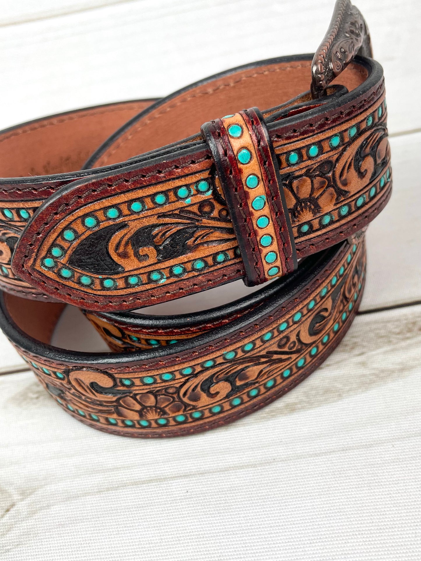 Turquoise Dotted Border Tooled Leather Woman’s Belt