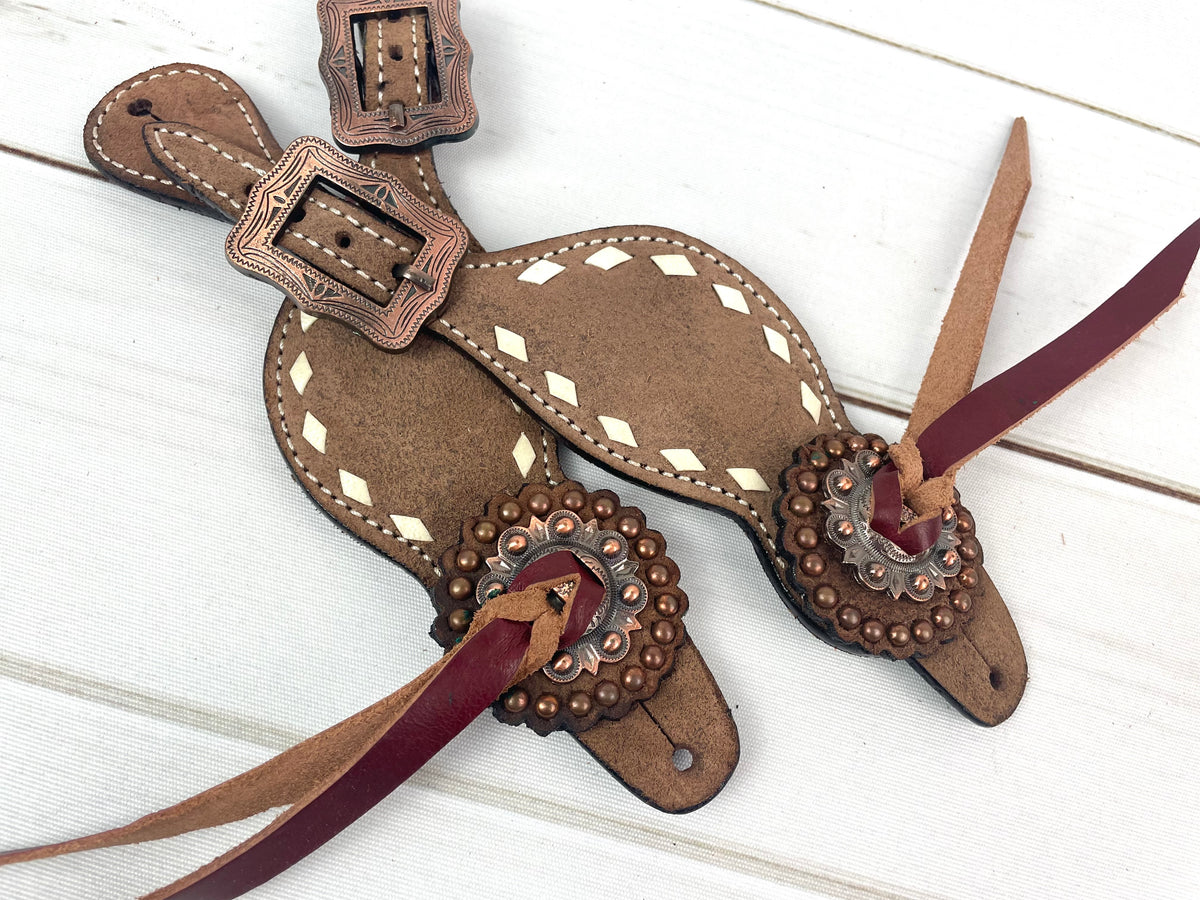 Roughout White Buckstitch Spur Straps
