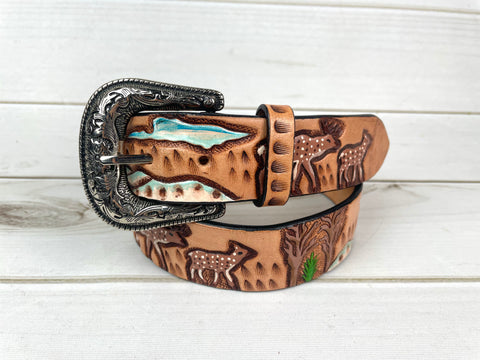 CLEARANCE! 70’s Vintage Forest🦌Tooled Leather Belt