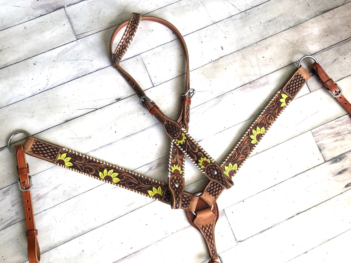 Sunflower Whipstitch Tack Set